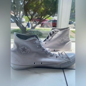 white / silver high top converse women’s 9.5